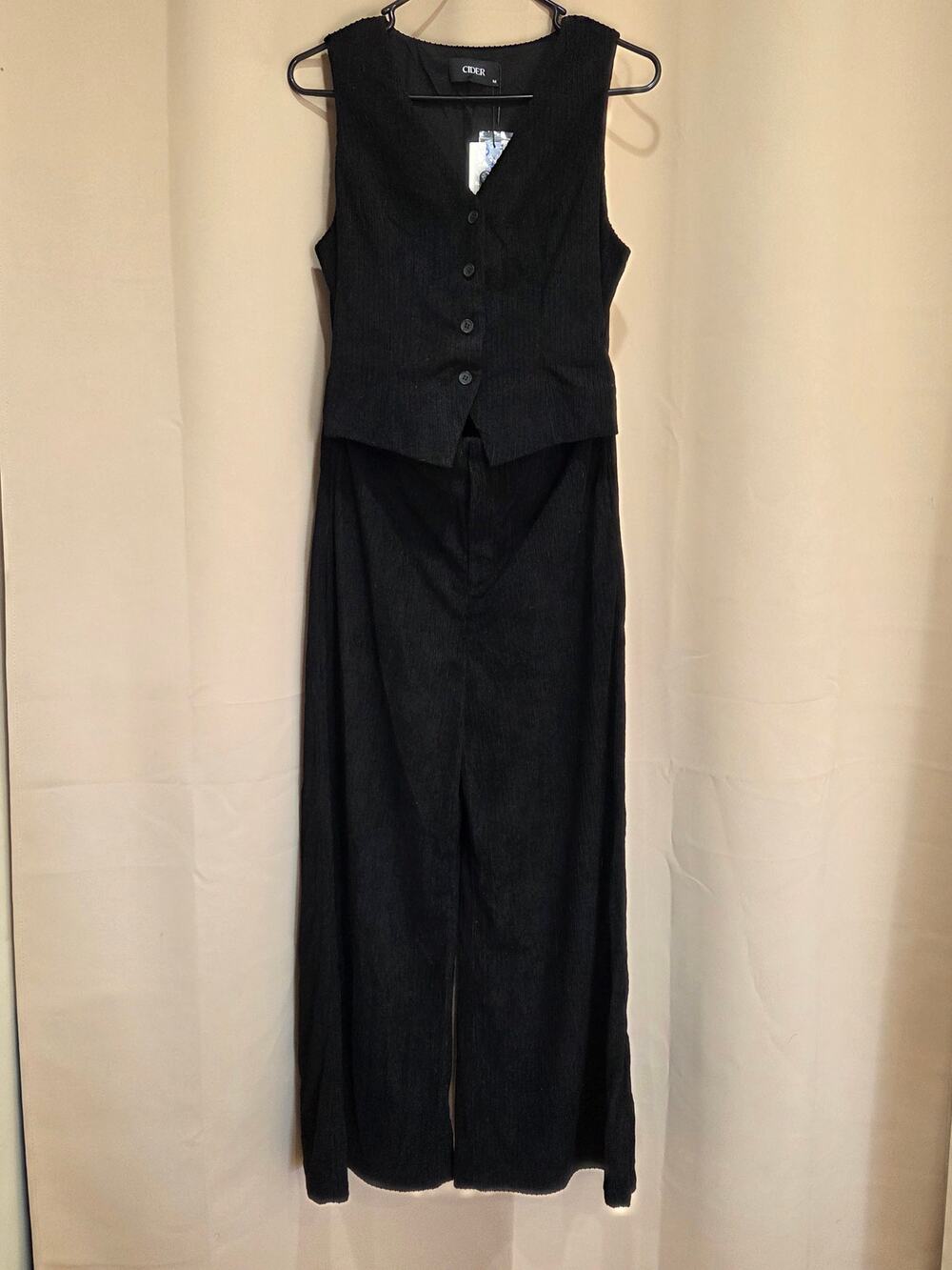 NWT Cider Black Solid V-Neck Button Vest Wide Leg Jumpsuit Size M